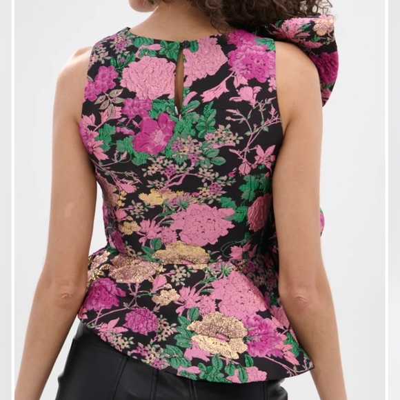 JULIETTE EXAGGERATED RUFFLE BLOUSE - XL - Picture 5 of 6